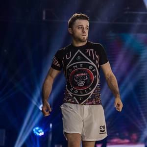 Meet your Posher, Aj